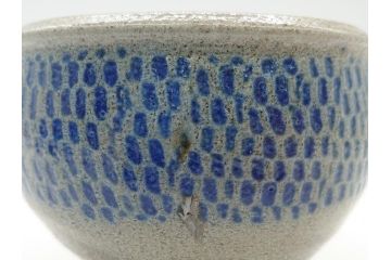 人間国宝　島岡達三　益子焼　塩釉象嵌縄文碗(共箱付き、茶碗、飯碗、民芸陶器)(R-061688)