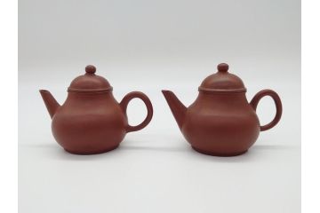 古玩　孟臣　工夫茶器　梨型　なめらかなフォルムが目を惹く朱泥急須1対(煎茶器、茶壷、茶道具、中国、唐物)(R-061690)
