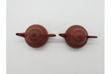古玩　孟臣　工夫茶器　梨型　なめらかなフォルムが目を惹く朱泥急須1対(煎茶器、茶壷、茶道具、中国、唐物)(R-061690)