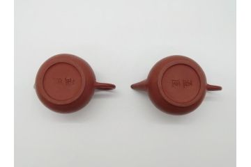 古玩　孟臣　工夫茶器　梨型　なめらかなフォルムが目を惹く朱泥急須1対(煎茶器、茶壷、茶道具、中国、唐物)(R-061690)