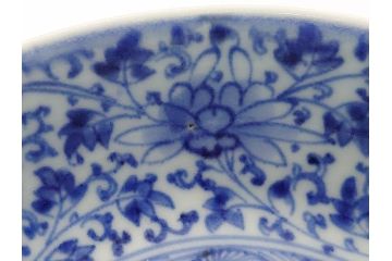 江戸期　古伊万里　染付　二重角福　花唐草文　繊細な絵柄に魅了される4.6寸なます皿2枚セット(渦福、牡丹、小皿、和食器)(R-061696)