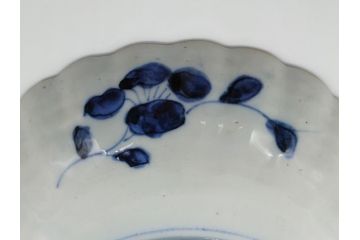 幕末期　上手物　金彩色絵染付　花盆文　8.3寸皿　約25cm　鮮やかな色彩が目を惹く楕円皿(八寸三分、和皿、和食器、皿)(R-061699)