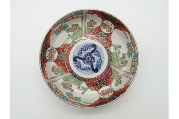 幕末期　上手物　金彩色絵　二重高台　8.3寸皿　約25cm　きらびやかに輝き美しい大鉢(八寸三分、和皿、皿、大皿、紅葉、小花、獅子、渦、和食器)(R-061701)