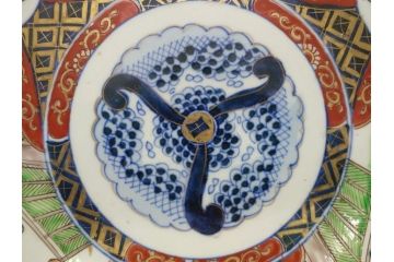 幕末期　上手物　金彩色絵　二重高台　8.3寸皿　約25cm　きらびやかに輝き美しい大鉢(八寸三分、和皿、皿、大皿、紅葉、小花、獅子、渦、和食器)(R-061701)