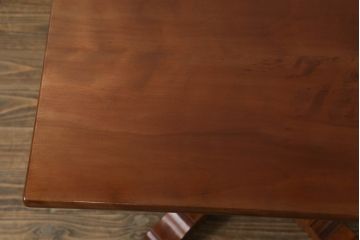 中古　松本民芸家具　凝った脚のデザインが目を惹くサイドテーブル(2人掛け、2P、ダイニングテーブル、カフェテーブル)(R-061706)