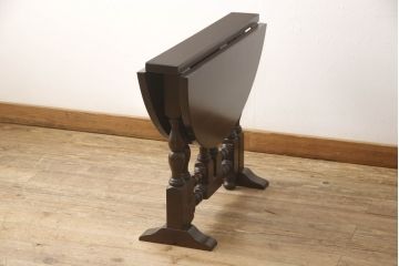 中古　松本民芸家具　脚のデザインがシックな#13型T・Fバタフライ卓(サイドテーブル、ラウンドテーブル、丸テーブル、ドロップリーフテーブル、カフェテーブル、コーヒーテーブル)(R-061708)