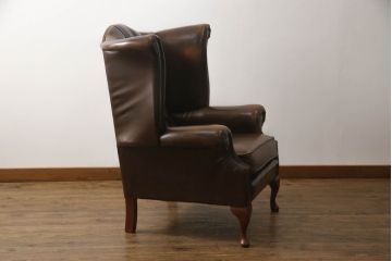 イギリスビンテージ　本革　重厚感のある佇まいが魅力的なウイングバックソファ(ウィングバック、チェスターフィールドソファ、アームソファ、一人掛けソファ、レザーソファ、ヴィンテージ)(R-061709)
