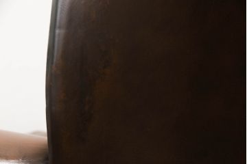 イギリスビンテージ　本革　重厚感のある佇まいが魅力的なウイングバックソファ(ウィングバック、チェスターフィールドソファ、アームソファ、一人掛けソファ、レザーソファ、ヴィンテージ)(R-061709)