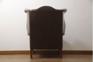 イギリスビンテージ　本革　重厚感のある佇まいが魅力的なウイングバックソファ(ウィングバック、チェスターフィールドソファ、アームソファ、一人掛けソファ、レザーソファ、ヴィンテージ)(R-061709)