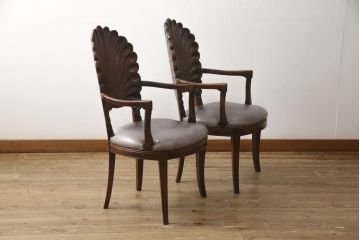 ヨーロッパアンティーク　背もたれのデザインが珍しいアームチェア2脚セット(ダイニングチェア、椅子、イス)(R-061710)