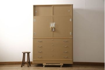中古　美品　大阪泉州桐箪笥　特注　汚れが付きにくいメラミン化粧板を使った総桐箪笥(総桐たんす、胴丸、和たんす、和タンス、衣装箪笥、和服箪笥、着物箪笥、引き出し)(R-061717)