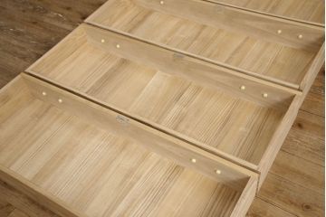 中古　美品　大阪泉州桐箪笥　特注　汚れが付きにくいメラミン化粧板を使った総桐箪笥(総桐たんす、胴丸、和たんす、和タンス、衣装箪笥、和服箪笥、着物箪笥、引き出し)(R-061717)