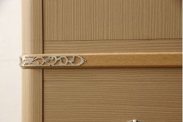 中古　美品　大阪泉州桐箪笥　特注　汚れが付きにくいメラミン化粧板を使った総桐箪笥(総桐たんす、胴丸、和たんす、和タンス、衣装箪笥、和服箪笥、着物箪笥、引き出し)(R-061717)