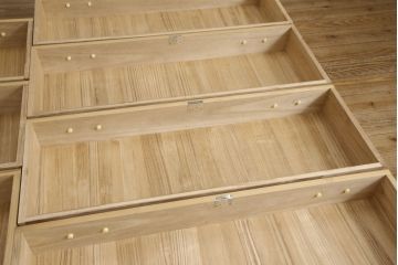中古　美品　大阪泉州桐箪笥　特注　汚れが付きにくいメラミン化粧板を使った総桐箪笥(総桐たんす、和たんす、和タンス、収納箪笥、衣装箪笥、チェスト、引き出し、バラ売り可能)(R-061718)