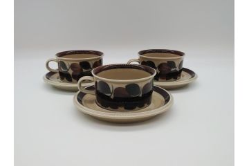 ARABIA　FINLAND　Ruija(ルイージャ)　Ulla Procope(ウラ・プロコッペ)　優しさと温かみある絵付けが印象的なティーカップ&ソーサー3客セット(アラビア、フィンランド、Sモデル、北欧食器、C&S)(R-061720)