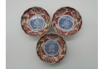 幕末　富長貴春(富貴長春)　伊万里　色絵染付　5寸皿　約15.5cm　色鮮やかで縁起の良い絵柄の小皿3枚セット(五寸、小鉢、牡丹、和食器、和皿)(R-061732)