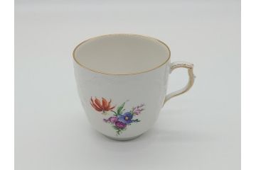 ベルリン　KPM(ベルリン王立磁器製陶所)　金彩　花　蝶　繊細な模様がエレガントな雰囲気のカップ&ソーサー(ケーピーエムベルリン、王の笏、ロココ調、C&S)(R-061734)