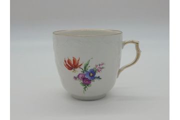ベルリン　KPM(ベルリン王立磁器製陶所)　金彩　花　蝶　繊細な模様がエレガントな雰囲気のカップ&ソーサー(ケーピーエムベルリン、王の笏、ロココ調、C&S)(R-061734)