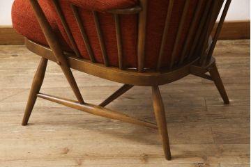 イギリスビンテージ　美品　ERCOL(アーコール)　エバーグリーン　エレガントな雰囲気漂う1人掛けイージーチェア(ラウンジチェア、アームチェア、椅子、ソファ、ヴィンテージ、英国、北欧)(R-061740)