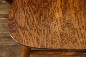 中古 IDC大塚家具取扱品 Shin-Lee(シンリー) 滑らかな木肌とシックな佇まいが魅力のダイニングチェア2脚セット(板座チェア、椅子、イス)(R-061741)