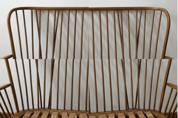イギリスビンテージ　美品　ERCOL(アーコール)　ナチュラルテイストのお部屋にぴったりなリラックス感のある二人掛けソファ(アームソファ、ラブソファ、ダイニングソファ、2人掛け、ヴィンテージ、英国、北欧)(R-061742)