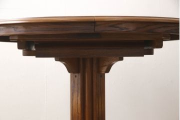 中古 IDC大塚家具取扱品 Shin-Lee(シンリー) 木の温もりが感じられるナチュラルテイストなダイニングテーブル(エクステンションテーブル、4人掛け、4P、2人掛け、2P、丸テーブル・ラウンドテーブル)(R-061744)