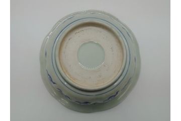 明治期　伊万里焼　ベロ藍　染付　8.7寸皿　約26.5cm　紺青色が目を引く花草文様の深鉢(八寸七分、牡丹、深皿、和食器、和皿)(R-061752)