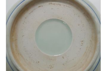 明治期　伊万里焼　ベロ藍　染付　8.7寸皿　約26.5cm　紺青色が目を引く花草文様の深鉢(八寸七分、牡丹、深皿、和食器、和皿)(R-061752)