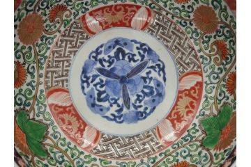 江戸後期　伊万里　二重高台　金彩　色絵　染付　8.3寸皿　約25cm　伝統美が輝く華やかで豪華な深鉢(八寸三分、深皿、丼、唐草文、和食器、和皿)(R-061753)