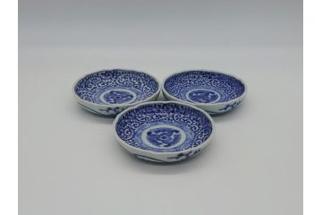 江戸期　古伊万里　染付　二重角福　蛸唐草　3.5寸皿　約10.5　爽やかな藍色の蛸唐草文様が魅力の小皿3枚セット(三寸五分、渦福、和食器、和皿)(R-061754)