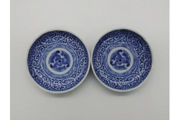 江戸期　古伊万里　染付　二重角福　蛸唐草　3.5寸皿　約10.5　爽やかな藍色の蛸唐草文様が魅力の小皿2枚セット(三寸五分、渦福、和食器、和皿)(R-061755)