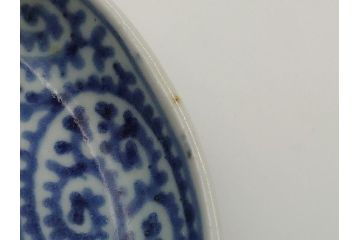 江戸期　古伊万里　染付　蛸唐草　松竹梅　4寸皿　約12.5　伊万里焼の伝統美が詰まった小皿3枚セット(四寸、渦福、和食器、和皿)(R-061756)