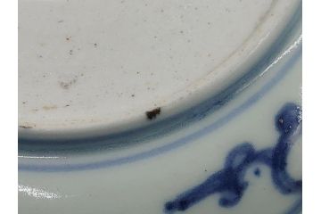 江戸期　古伊万里　染付　蛸唐草　松竹梅　4寸皿　約12.5　伊万里焼の伝統美が詰まった小皿3枚セット(四寸、渦福、和食器、和皿)(R-061756)