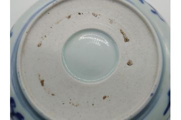 江戸期　古伊万里　染付　蛸唐草　松竹梅　4寸皿　約12.5　伊万里焼の伝統美が詰まった小皿3枚セット(四寸、渦福、和食器、和皿)(R-061756)