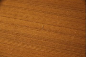北欧ビンテージ　チーク材　木の温もり溢れるサイドボード(サイドキャビネット、サイドチェスト、リビングボード、収納棚、戸棚、ヴィンテージ)(R-061760)