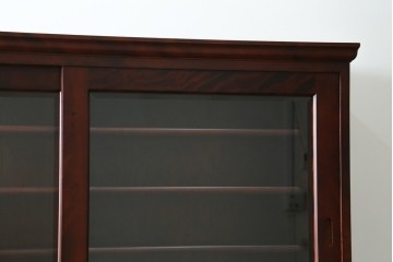 中古　国産手造り民芸家具　和モダンの雰囲気づくりにぴったりの食器棚　(R-061762)