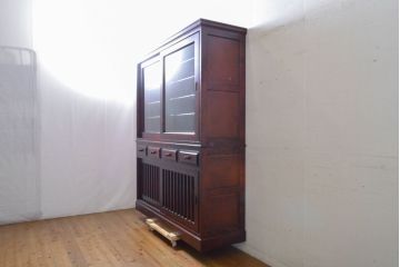 中古　国産手造り民芸家具　和モダンの雰囲気づくりにぴったりの食器棚(収納棚、戸棚、キャビネット、飾り棚、引き出し)(R-061762)