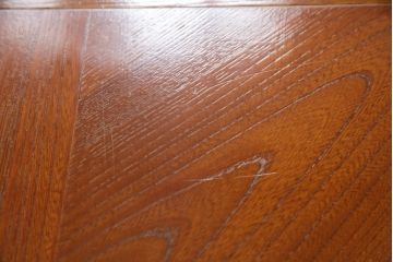 中古　欅(ケヤキ)材　伝統木芸士・石橋武士作　分厚い天板が高級感を醸し出す囲炉裏ダイニング(関西火鉢、長火鉢、木製火鉢、ダイニングテーブル)(R-061765)