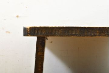 中古　軽井沢彫り　趣ある木の色合いと施された桜の意匠が和の雰囲気を高めるスツール付きドレッサー(鏡台、ミラー)(R-061767)