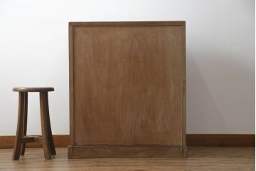 中古　大胆に施された彫刻が目を惹く日光彫りのチェスト(サイドチェスト、小箪笥、和タンス、引き出し、衣装箪笥、収納箪笥)(R-061772)