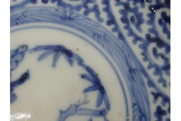 江戸期　古伊万里　染付　蛸唐草　松竹梅　4寸皿　約12.5cm　伊万里焼の伝統美が詰まった小皿2枚セット(四寸、和皿、渦福、和食器)(R-061781)