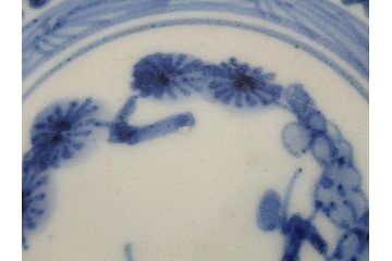 江戸期　古伊万里　染付　蛸唐草　松竹梅　4寸皿　約12.5cm　伊万里焼の伝統美が詰まった小皿2枚セット(四寸、和皿、渦福、和食器)(R-061781)