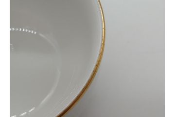 ドイツ　マイセン　Meissen　ベーシックフラワー　三つ花　優雅で華やかなシュガーポット(蓋物、西洋陶磁器)(R-061784)