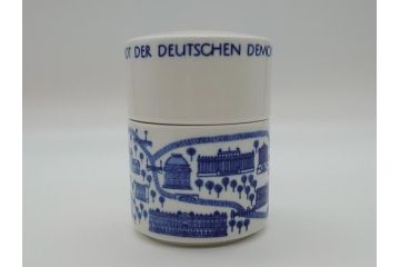 1960年代　レア　ドイツ　マイセン　Meissen　円形　蓋付き　ベルリンの街並みが描かれた小物入れ(筒型、蓋物、西洋陶磁器、BERLIN、HAUPTSTADT DER DEUTSCHEN DEMOKRATISCHEN REPUBLIK)(R-061793)