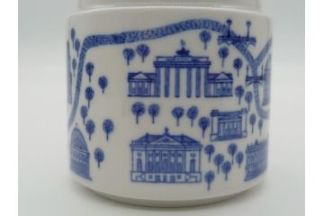 1960年代　レア　ドイツ　マイセン　Meissen　円形　蓋付き　ベルリンの街並みが描かれた小物入れ(筒型、蓋物、西洋陶磁器、BERLIN、HAUPTSTADT DER DEUTSCHEN DEMOKRATISCHEN REPUBLIK)(R-061793)