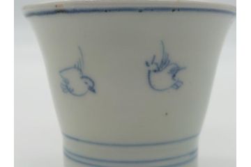 江戸期　古伊万里　染付　伊万里焼の魅力を感じる個性豊かな絵柄の湯呑み3点セット(和食器)(R-061794)
