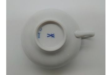 ドイツ　マイセン　Meissen　双剣　シンプルで趣のあるティーカップ&ソーサー(西洋陶磁器、C&S)(R-061796)
