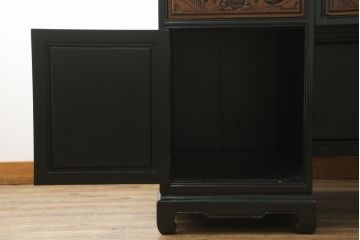 中国ビンテージ　オリエンタル　ふんだんにあしらわれた彫刻が圧倒的な存在感を放つデスクとチェアのセット(両袖デスク、両袖机、ワークデスク、在宅用、在宅ワーク、アームチェア、回転イス、椅子、ヴィンテージ、アジアン)(R-061798)