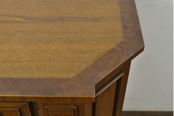中古　DREXEL HERITAGE(ドレクセルヘリテイジ)　FRANCESCA(フランチェスカ)　マホガニー　クラシカルな佇まいが美しいサイドボード(クレデンザ、クリデンザ、収納棚、戸棚、サイドキャビネット)(R-061802)