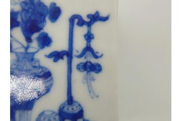 江戸期　古伊万里　染付　四面絵変わり　洗練された佇まいの角形香炉(仏具)(R-061807)